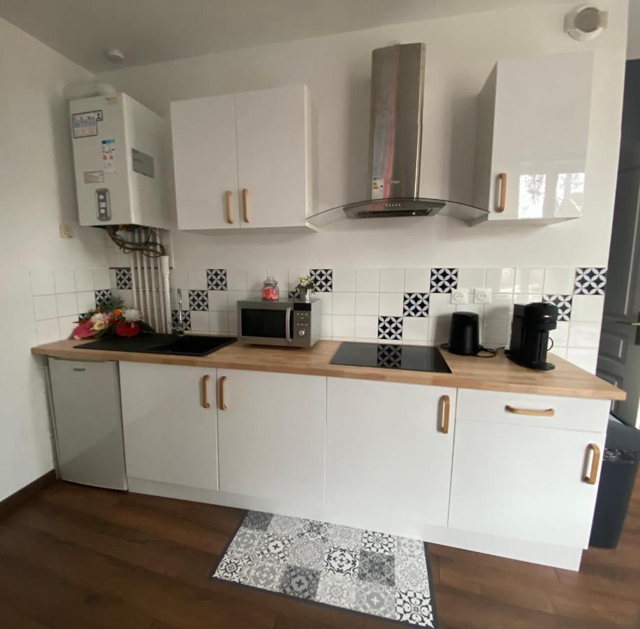 Evasion Tropicale - Studio Avec Spa, Cosy Et Renove Au Coeur De Soissons - 2 Pers المظهر الخارجي الصورة